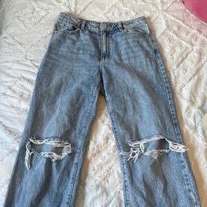 Women's Distressed Blue Jeans